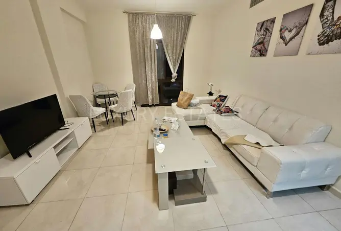 63131010 - Property Image 2