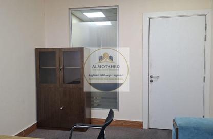 Office Space - Studio - 1 Bathroom for rent in Umm Ghwailina Comm - Umm Ghuwalina - Umm Ghuwailina - Doha