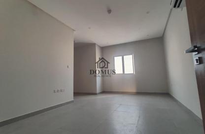 Apartment - 2 Bedrooms - 3 Bathrooms for rent in Tadmur Street - Old Airport Road - Doha