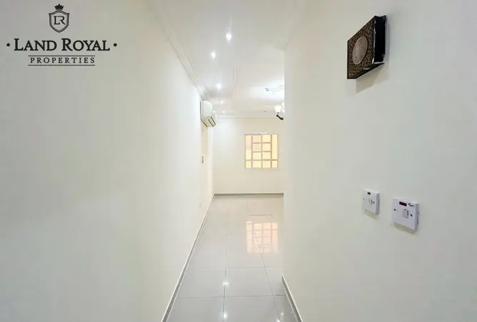 63807621 - Property Image 2
