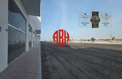 Retail - Studio - 1 Bathroom for rent in Al Hadara Street - Al Thumama - Doha Retail - Studio - 1 Bathroom for rent in Al Hadara Street - Al Thumama - Doha
