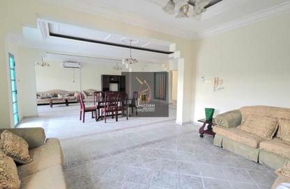 Villa - 3 Bedrooms - 4 Bathrooms for rent in New Salata - Salata - Doha
