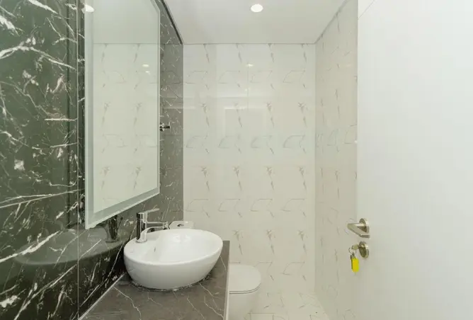 63700566 - Property Image 3