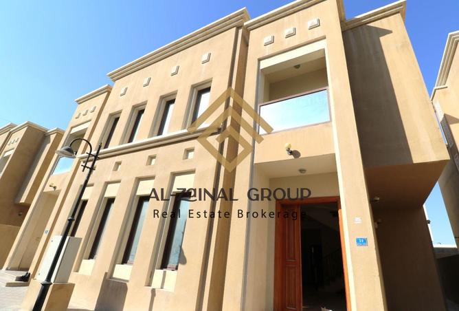 1003996 - Property Image 2