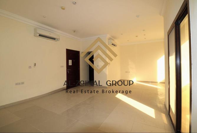 1003996 - Property Image 3