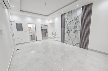 Apartment - 2 Bedrooms - 2 Bathrooms for rent in Al Mansoura - Al Mansoura - Doha