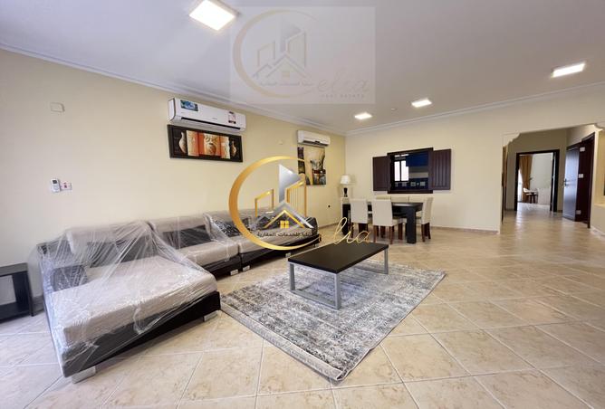 54293870 - Property Image 2