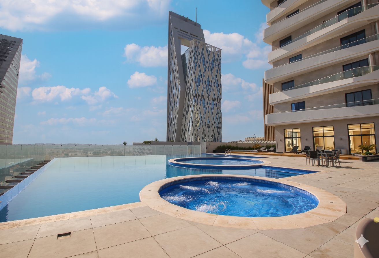 2 BR Apartment with Water View in Lusail Marina thumbnail 16
