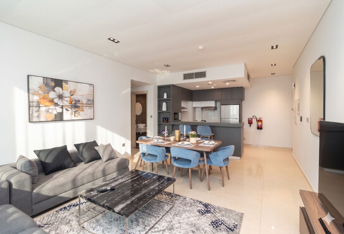 2 BR Apartment with Water View in Lusail Marina thumbnail 14