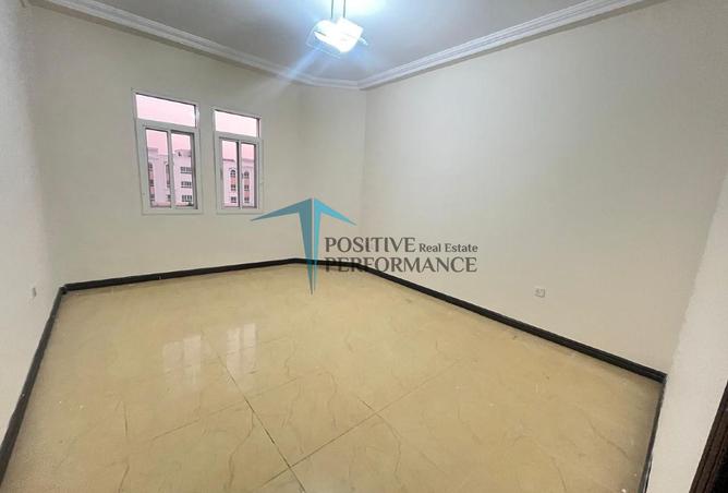 1005931 - Property Image 3