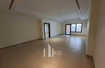 Apartment - 1 Bedroom - 2 Bathrooms for rent in East Porto Drive - Porto Arabia - The Pearl Island - Doha