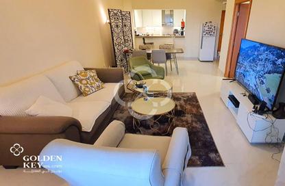 Apartment - 2 - 3 for sale in Viva East - Viva Bahriyah - The Pearl Island - Doha