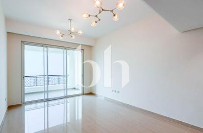 Apartment - 2 Bedrooms - 3 Bathrooms for rent in Viva West - Viva Bahriyah - The Pearl Island - Doha