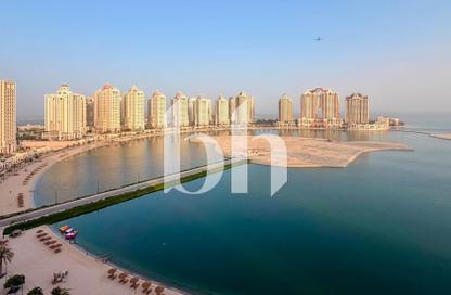 Apartment - 2 Bedrooms - 3 Bathrooms for rent in Viva West - Viva Bahriyah - The Pearl Island - Doha