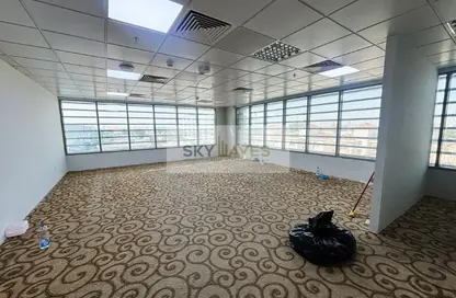 مساحات مكتبية - استوديو - 2 حمامات للايجار في مبنى سلوي التجاري - طريق سلوى - الدوحة