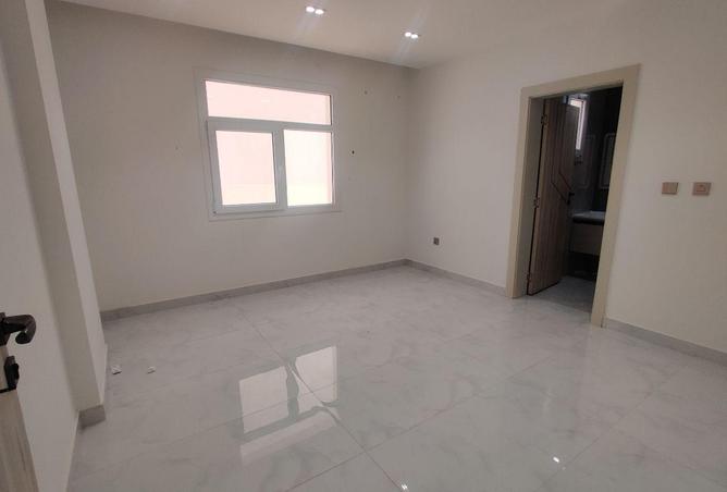 53813469 - Property Image 3