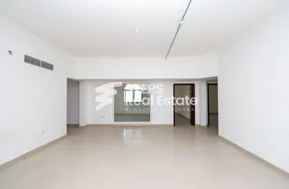 Office Space - Studio - 2 Bathrooms for rent in Salwa Commercial Building - Salwa Road - Doha