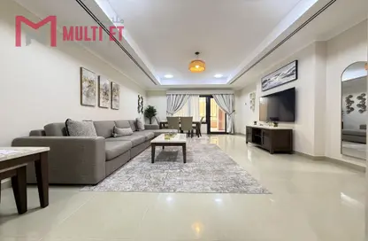 Apartment - 1 Bedroom - 2 Bathrooms for rent in West Porto Drive - Porto Arabia - The Pearl Island - Doha