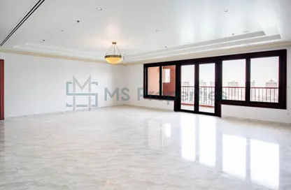Apartment - 3 Bedrooms - 4 Bathrooms for rent in West Porto Drive - Porto Arabia - The Pearl Island - Doha Apartment - 3 Bedrooms - 4 Bathrooms for rent in West Porto Drive - Porto Arabia - The Pearl Island - Doha