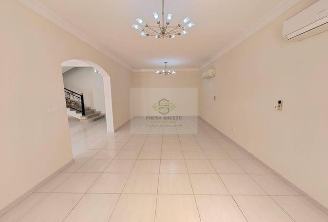 53096102 - Property Image 2