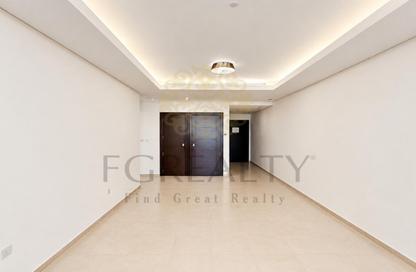 Apartment - 1 Bedroom - 2 Bathrooms for rent in Viva West - Viva Bahriyah - The Pearl Island - Doha