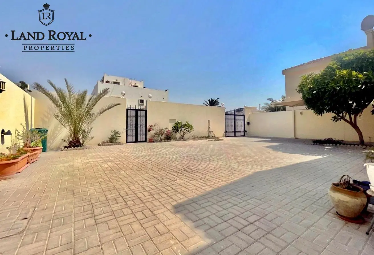 60723829 - Property Main Image