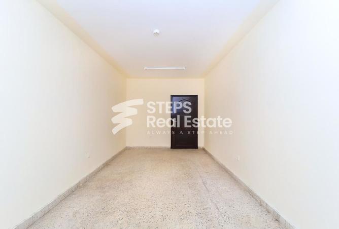 61168987 - Property Main Image