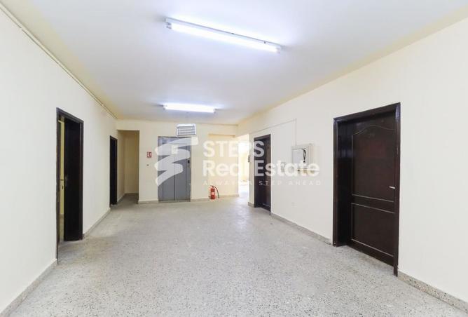 61168987 - Property Image 3