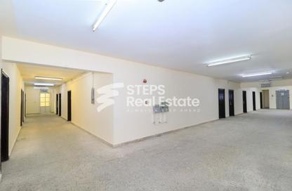 Labor Camp - Studio for rent in Industrial Area 4 - Industrial Area - Industrial Area - Doha