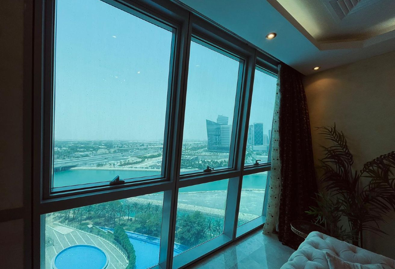 2BR + MAID APPRTMENT | FULL SEA VIEW| HIGHER FLOOR thumbnail 6