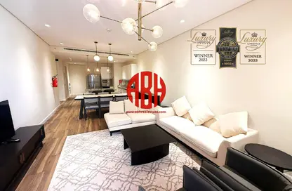 Apartment - 2 Bedrooms - 3 Bathrooms for rent in Floresta Gardens - Floresta Gardens - The Pearl Island - Doha
