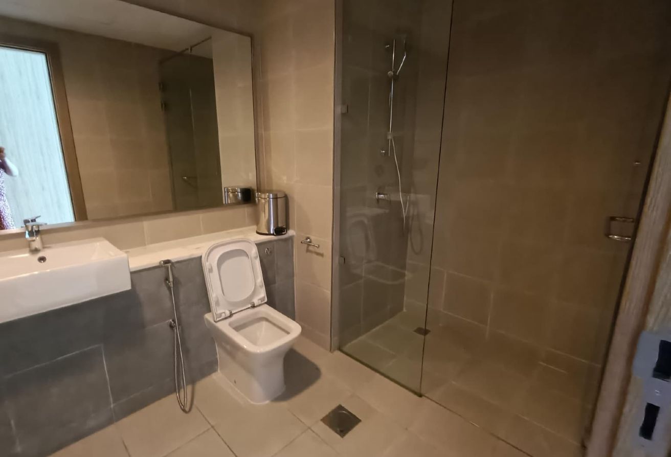 1 BR Furnished Apartment with Water View thumbnail 7