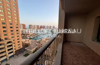 Apartment - 1 Bedroom - 2 Bathrooms for rent in West Porto Drive - Porto Arabia - The Pearl Island - Doha