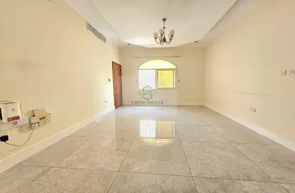 Apartment - 2 Bedrooms - 2 Bathrooms for rent in Al Mansoura - Al Mansoura - Doha