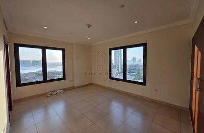 Apartment - 2 Bedrooms - 2 Bathrooms for sale in Marina Gate - Porto Arabia - The Pearl Island - Doha