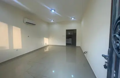 Apartment - Studio - 1 Bathroom for rent in Muaither South - Muaither Area - Doha