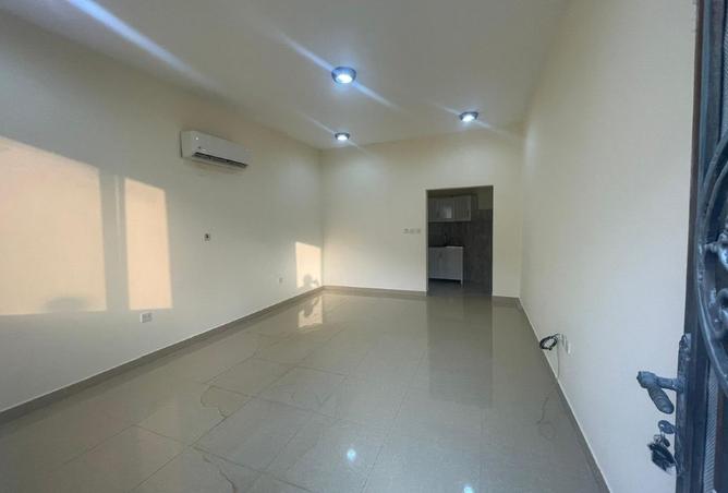 1005390 - Property Image 2