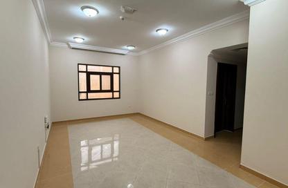 Apartment - 3 Bedrooms - 3 Bathrooms for rent in Al Mansoura - Al Mansoura - Doha