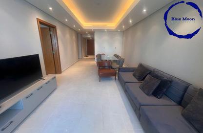 Penthouse - 3 Bedrooms - 4 Bathrooms for rent in Viva West - Viva Bahriyah - The Pearl Island - Doha