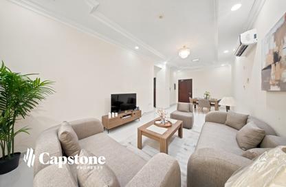 Apartment - 2 Bedrooms - 2 Bathrooms for rent in Umm Ghwailina Comm - Umm Ghuwalina - Umm Ghuwailina - Doha