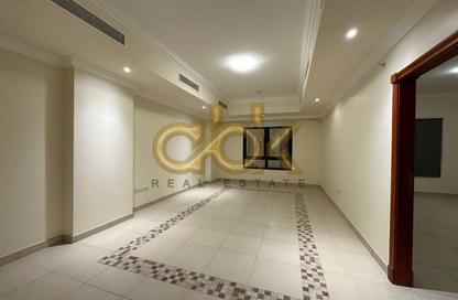 Apartment - 1 - 2 for rent in East Porto Drive - Porto Arabia - The Pearl Island - Doha Apartment - 1 - 2 for rent in East Porto Drive - Porto Arabia - The Pearl Island - Doha