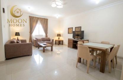Apartment - 2 Bedrooms - 2 Bathrooms for rent in Umm Ghuwailina 4 - Umm Ghuwailina - Doha