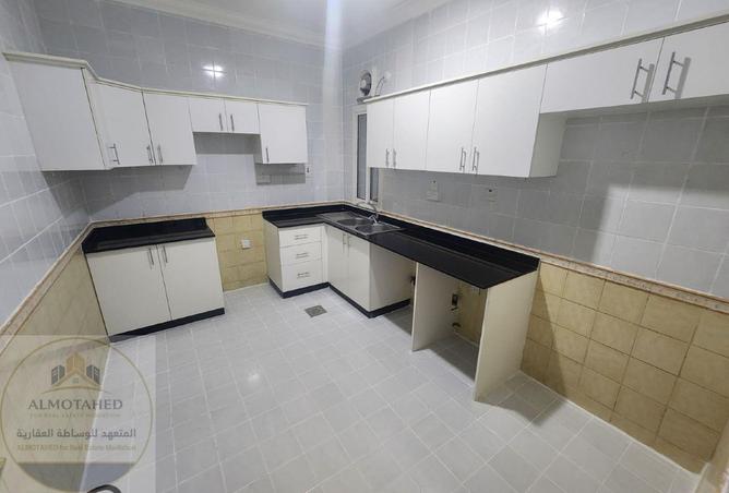 57782933 - Property Image 3