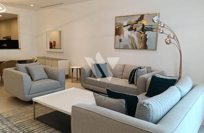 Apartment - 2 Bedrooms - 3 Bathrooms for rent in Floresta Gardens - Floresta Gardens - The Pearl Island - Doha