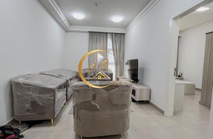 Apartment - 1 Bedroom - 2 Bathrooms for rent in Musheireb Tower - Musheireb - Musheireb - Doha Apartment - 1 Bedroom - 2 Bathrooms for rent in Musheireb Tower - Musheireb - Musheireb - Doha