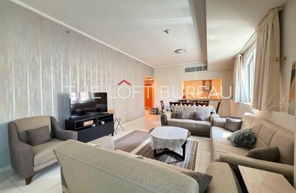 Apartment - 2 Bedrooms - 3 Bathrooms for rent in Viva West - Viva Bahriyah - The Pearl Island - Doha