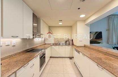 Apartment - 2 Bedrooms - 3 Bathrooms for rent in Viva West - Viva Bahriyah - The Pearl Island - Doha