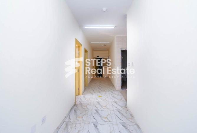 61223926 - Property Image 3