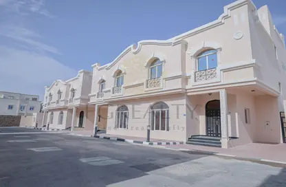 Compound - 6 Bedrooms - 5 Bathrooms for rent in Umm Salal Mahammad - Umm Salal City - Doha