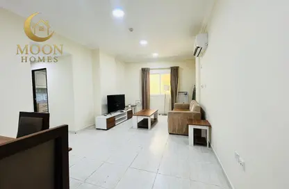 شقة - غرفة نوم - 1 حمام للايجار في ام غوالينا تجارية - ام غويلينا - أم غويلينا - الدوحة